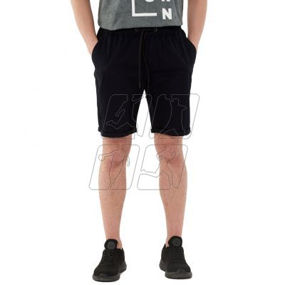 2. Outhorn M HOL21 SKMC600 20S shorts