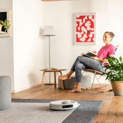 10. KARCHER RCV 5 Robot Vacuum Cleaner – 1.269-640.0