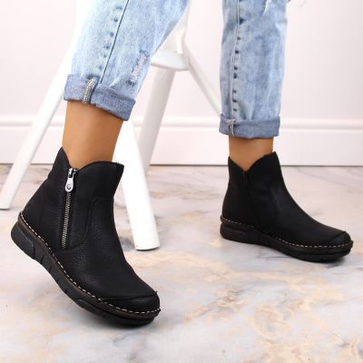 4. Comfortable insulated ankle boots Rieker W RKR612 black