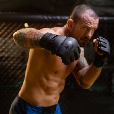 4. MMAM Gloves - Black Master - Valor Series