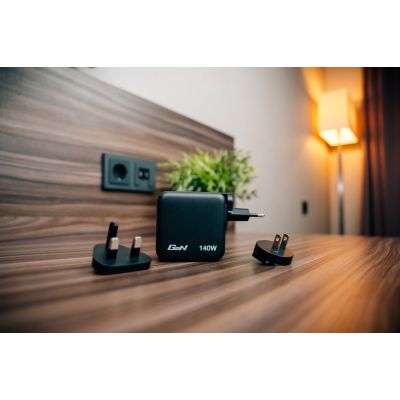 36. Verbatim 30240 Mobile Charger Universal Black AC Fast Charging Internal