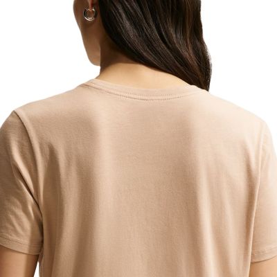 2. Nike Sportswear Club Essentials Women's T-Shirt DX7902-286