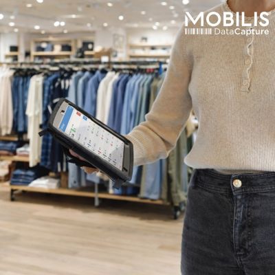 4. Mobilis 063032 Tablet Case 25.4 cm (10") Bumper Black