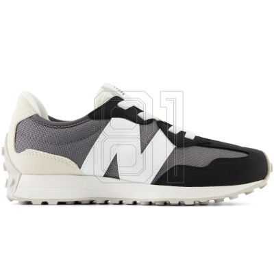 6. New Balance Jr PH327FG Shoes