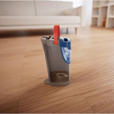 8. Vileda H2prO flat mop