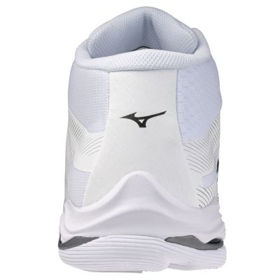 4. Mizuno WAVE LIGHTNING PRO MID V1GA266583 shoes