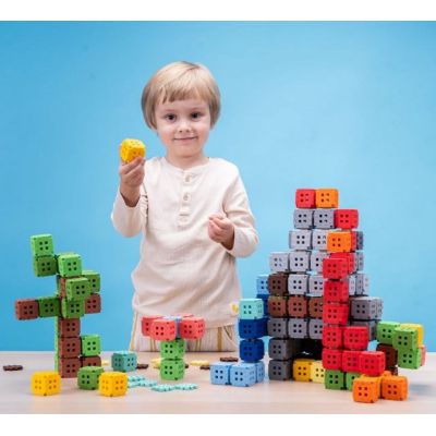 6. Marioinex Mini Waffle building blocks, 142 pieces