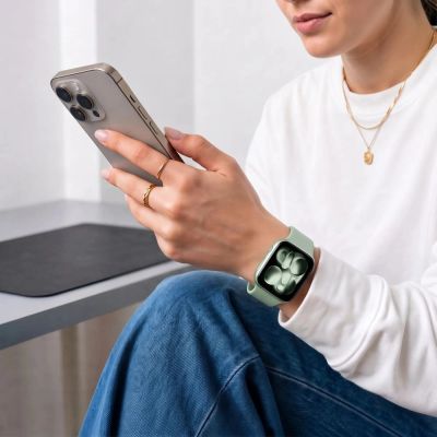 4. Tech-Protect Silicone Strap for Apple Watch 40/41/42 mm - Light Green