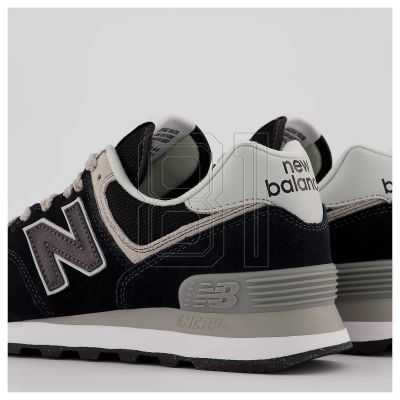 18. New Balance sneakers M WL574EVB