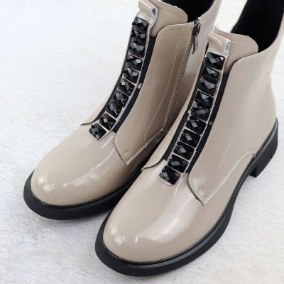 4. Women's patent leather ankle boots in beige D&A S.Barski Premium Collection MR52-108