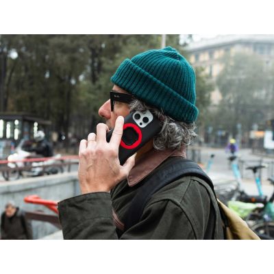 7. Quad Lock MAG iPhone 17 Pro Case