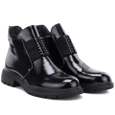8. Women's black patent leather ankle boots M.Daszyński MR2501