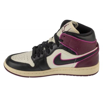 2. Nike Air Jordan 1 Mid SE W FQ7818-101