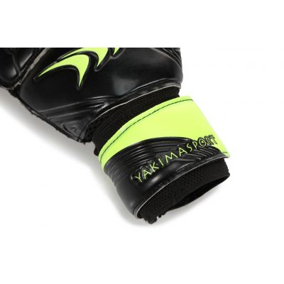 3. Yakima Sport GripMaster 4 100716 Goalkeeper Gloves