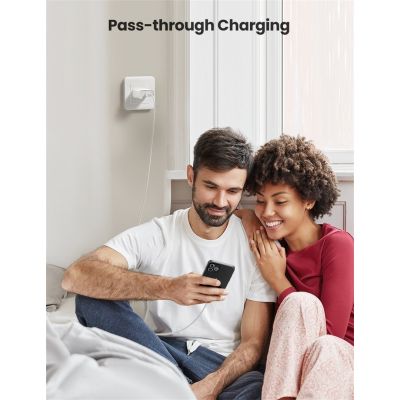 4. Ugreen CD137 Charger 1x USB-C 3 A (57370-uniw)