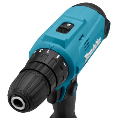 18. 320W MAKITA DF0300 cordless screwdriver