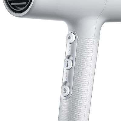 2. Braun HD 2.1 wit hair dryer 2100 W White