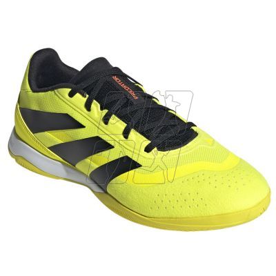 4. Adidas Predator League L IN M IF5711 football shoes