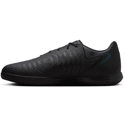 9. Nike Phantom GX II Academy IC M FJ2581-002 football boots