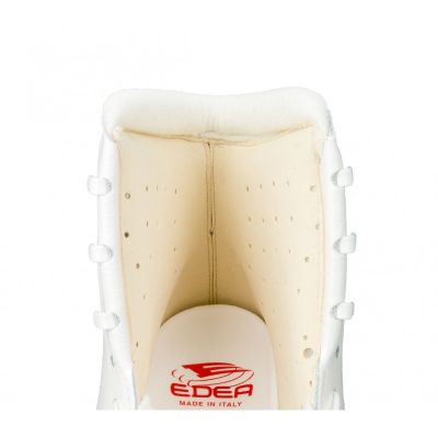 6. Edea Chorus PFCHI0 Figure Shoes
