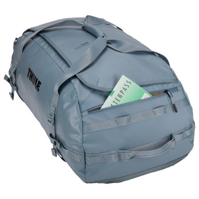 7. Thule Chasm TDSD304 Pond Gray Sports Bag 90L Polyester Gray