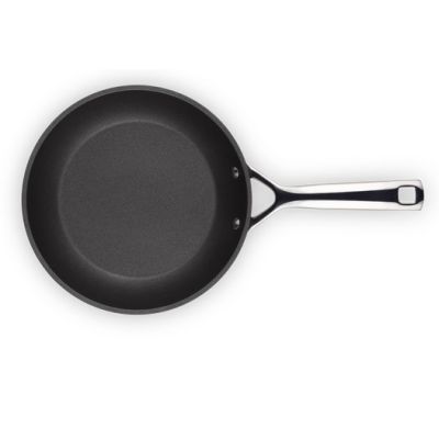 3. Le Creuset tempered non-stick frying pan 4.5x30cm