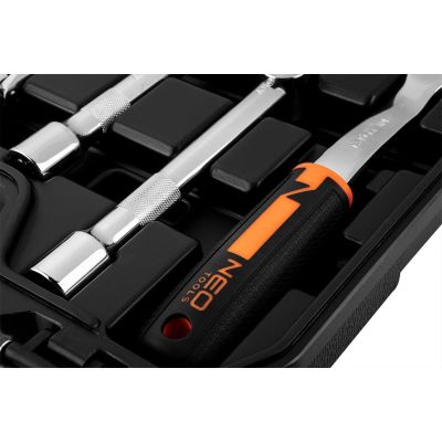 6. NEO tools 10-042 socket/socket set