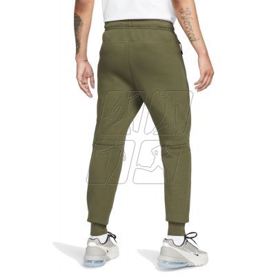 2. Nike Tech Fleece M FB8002-222 pants