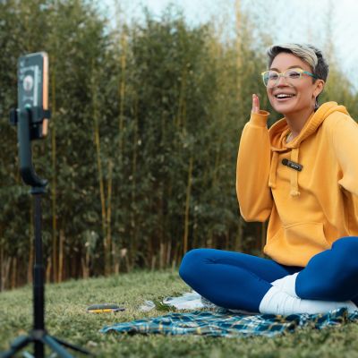 15. Wireless Microphones BY-V10 V2.0