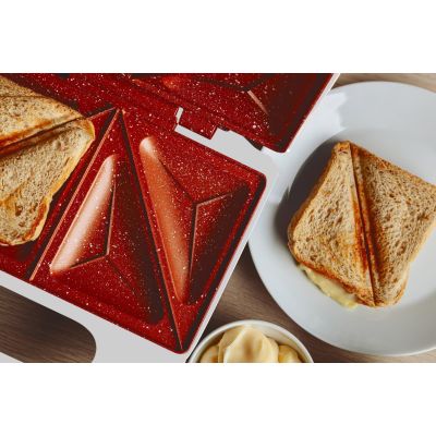 18. ELDOM SANDWICH MAKER ST11B RUDDY 750 W WHITE CERAMIC PLATES