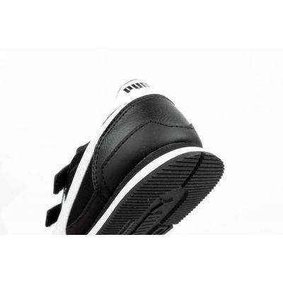 13. Puma ST Runner Jr shoes 38551101