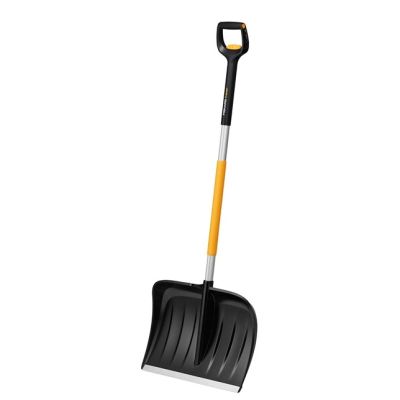 3. Fiskars 1057189 Snow Shovel/Shovel Metal Black, Orange