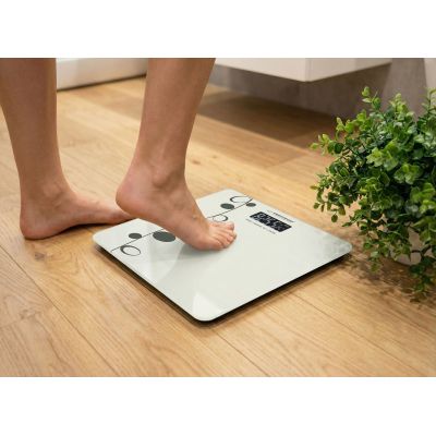 9. Esperanza Zumba EBS005 bathroom scale (white)