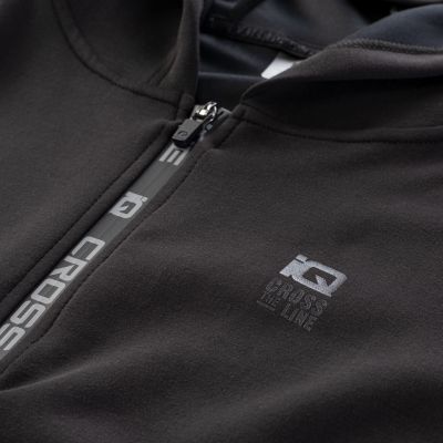 3. Women's INET WMNS Sweatshirt