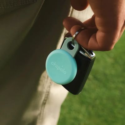 4. Chipolo mint LOOP locator
