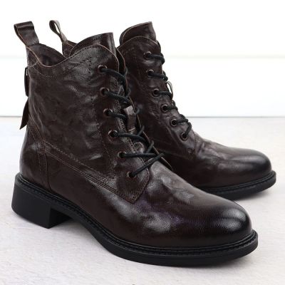 13. Women's leather work boots insulated brown Vinceza 86412