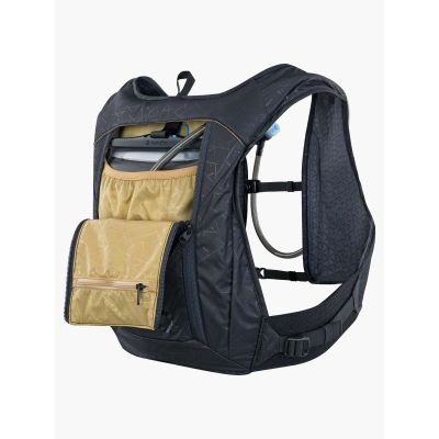 3. EVOC Hydro Pro 6 vest backpack + 1.5 l Hydration reservoir - black
