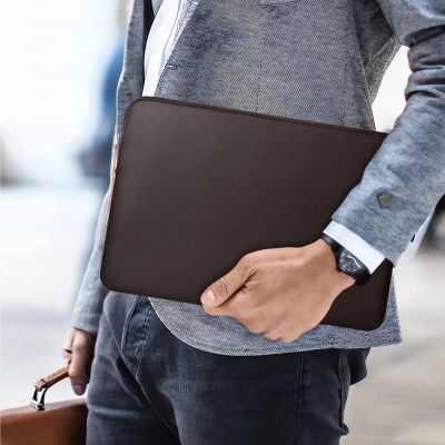 13. Tech-Protect Fleece Laptop Bag 13-14" - Brown
