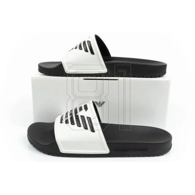 17. Emporio Armani M XVPS04D 287 flip-flops