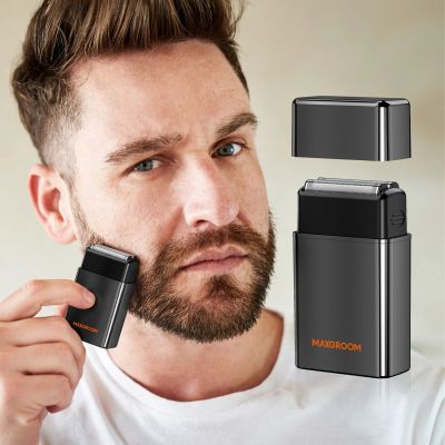 16. MAXGROOM M-5580 2-in-1 Electric Shaver - Black