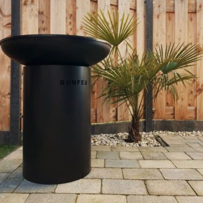 14. Bonfeu Bonbiza 8001R rusty fire pit grill