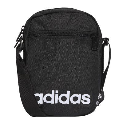 5. adidas Essentials Organizer HT4738