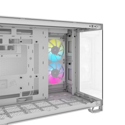 14. Corsair 2500X RGB ICUELINK WHITE case
