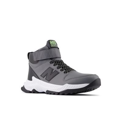 10. New Balance Jr GT800TG3 Shoes