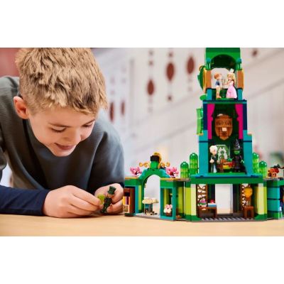 4. LEGO Wicked – Welcome to Emerald City 75684