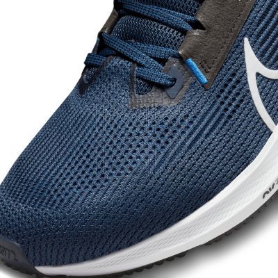 13. Nike Pegasus 40 M DV3853-400 shoes