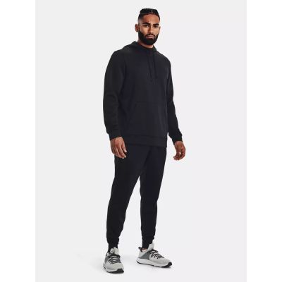 5. Under Armor M 1373353-001 sweatshirt