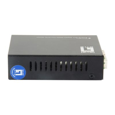 4. LevelOne GVT-2011 - Media converter - GigE - 10Base-T, 100Base-TX, 1000Base-T, 1000Base-X - RJ-45 / SFP (mini-GBIC)