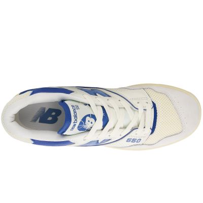 3. New Balance unisex sports shoes BB550CPD