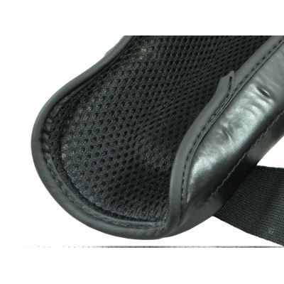 4. Masters NA-Junior shin guards 11588-S